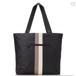 Aloha Collection Day Tripper